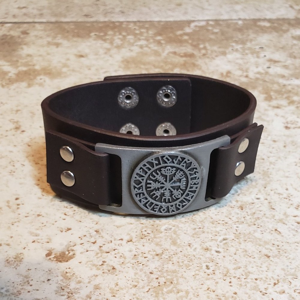 Viking Rune Compass Bracelet